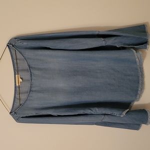 Cloth & Stone Chambray Shirt, Size Medium
